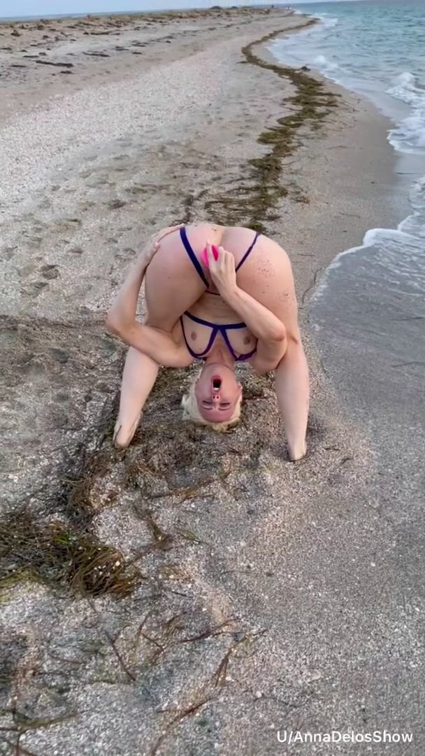 I was super horny on the beach and dreamed about anal sex