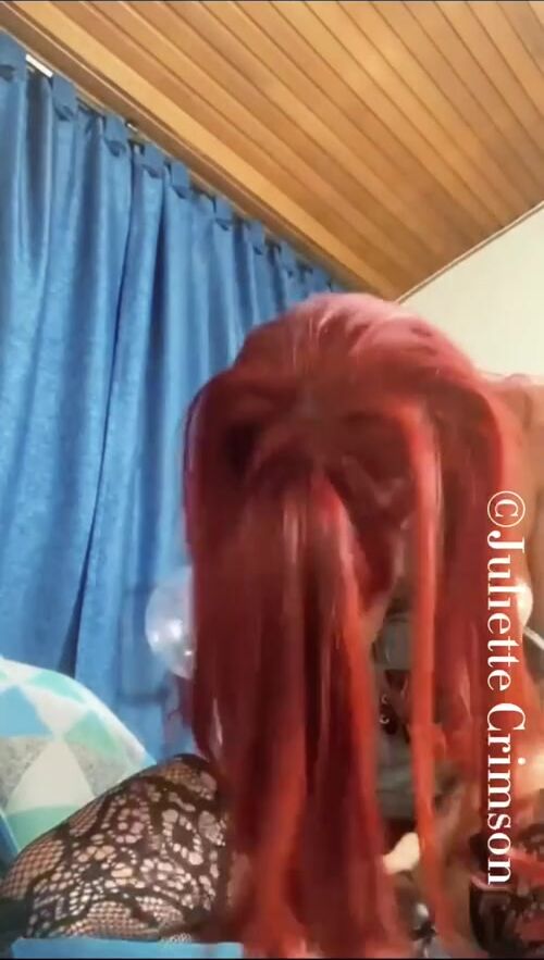 Wanna taste my dildo? And if you ask nicely, you can taste straight from the source